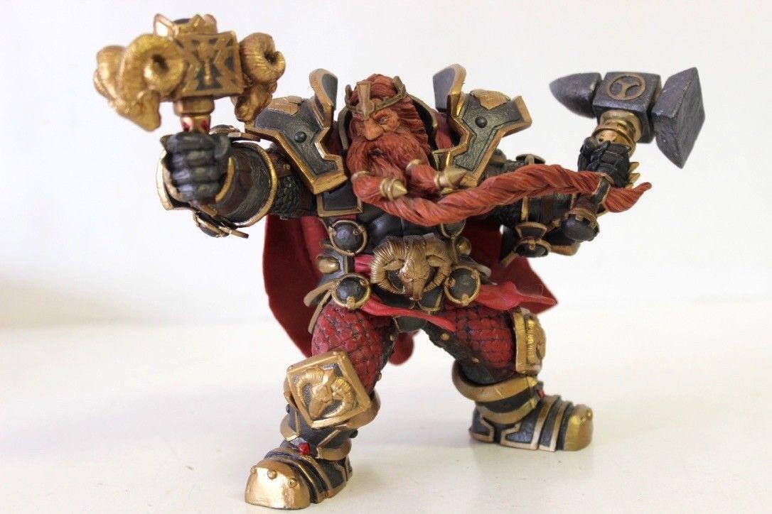 Magni Bronzebeard WoWorld of Warcraft Series 6 Magni Bronzebeard Action Figure [Dwarven King] (Boxed)rld Of warcraft Action Figure