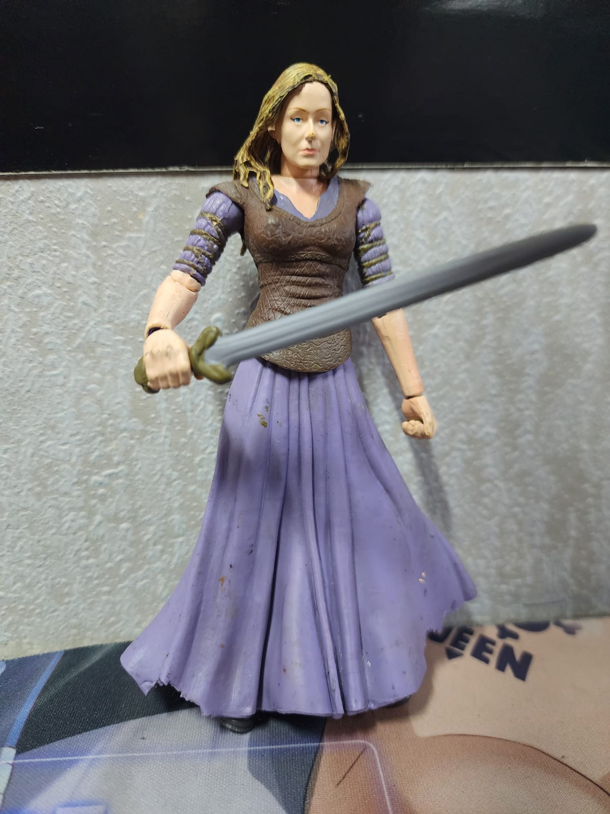 The Lord of the Rings The Return of the King Eowyn Action Figure Gown Toy Biz